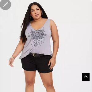 Torrid 20 5 Inch Stretch Sateen Mid-Rise Belted Short (No Belt)